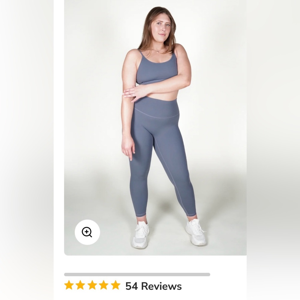 TSL Gray Sports Bra and Leggings Set in excellent like new condition softestever